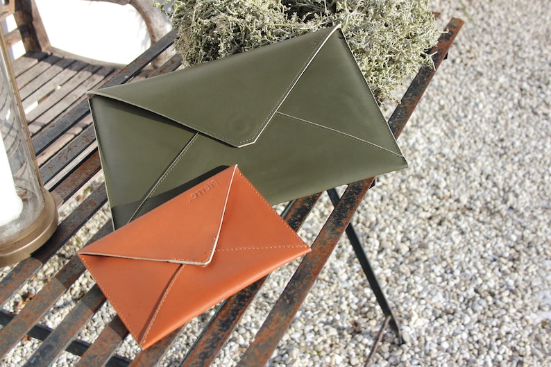 handmade leather laptop sleeve, envelope style notebook case, personalised laptop bag image 9