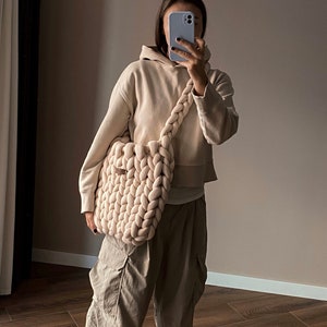 Cute huge yarn crochet shoulder bag/shopper