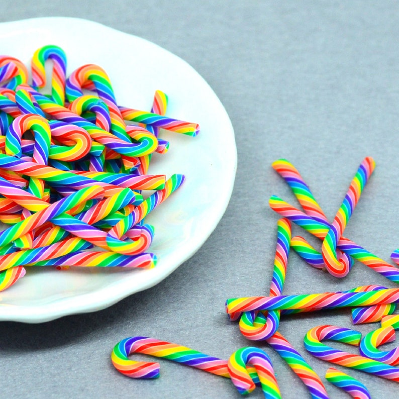 20PCS Polymer Clay Simulation Candy Canes, Christmas Scrapbook Embellishments Crutch Candy, Xmas Party Decoration Charms RAINBOW