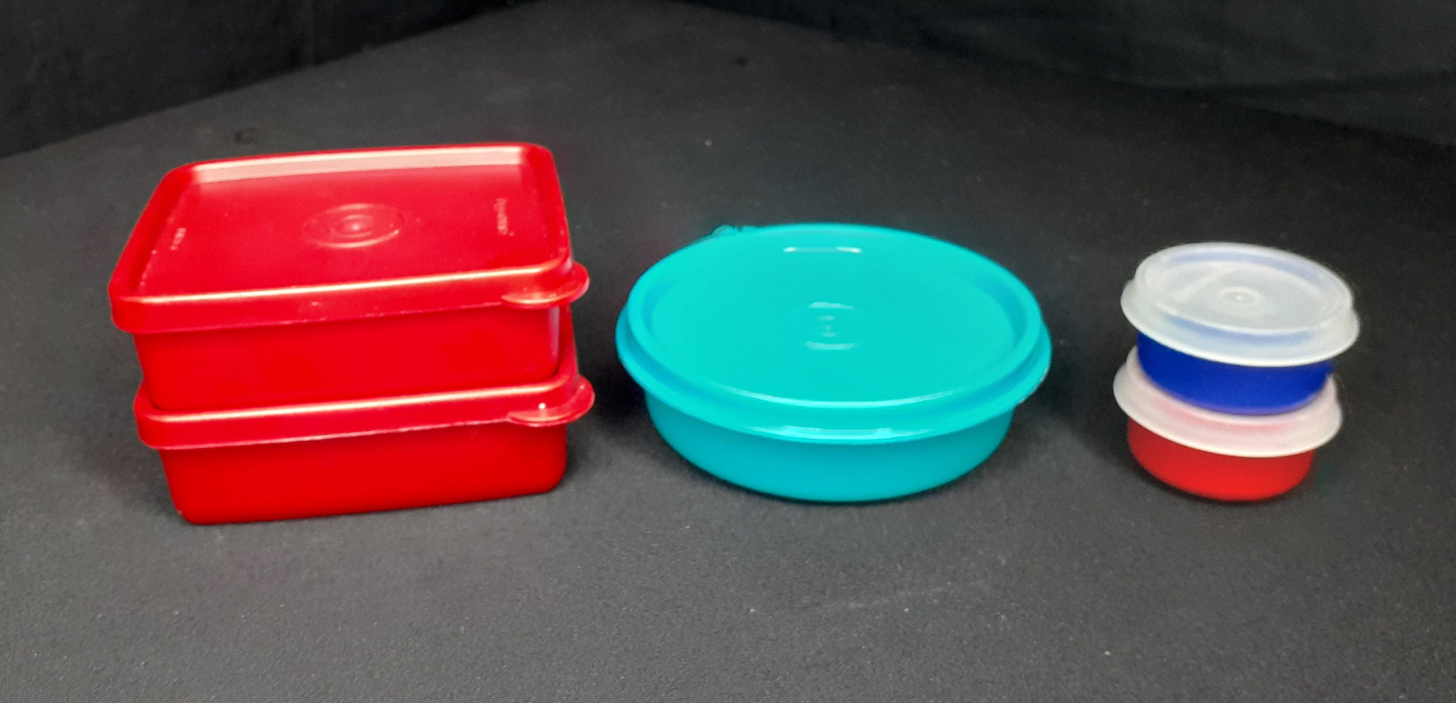 Vintage Variety of Small Tupperware Containers 1286 1516 