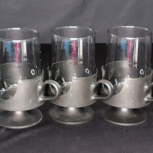 Vintage Set of 5 Glas-Snap By Corning Hot/Cold Glasses and Plastic Holders