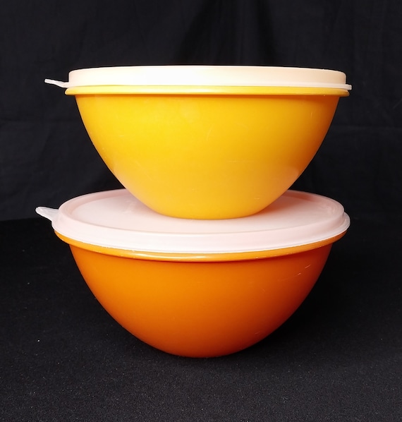 Vintage Set of 2 Orange and Yellow Tupperware Bowls 234 & 235 With Lids 227  and 228 