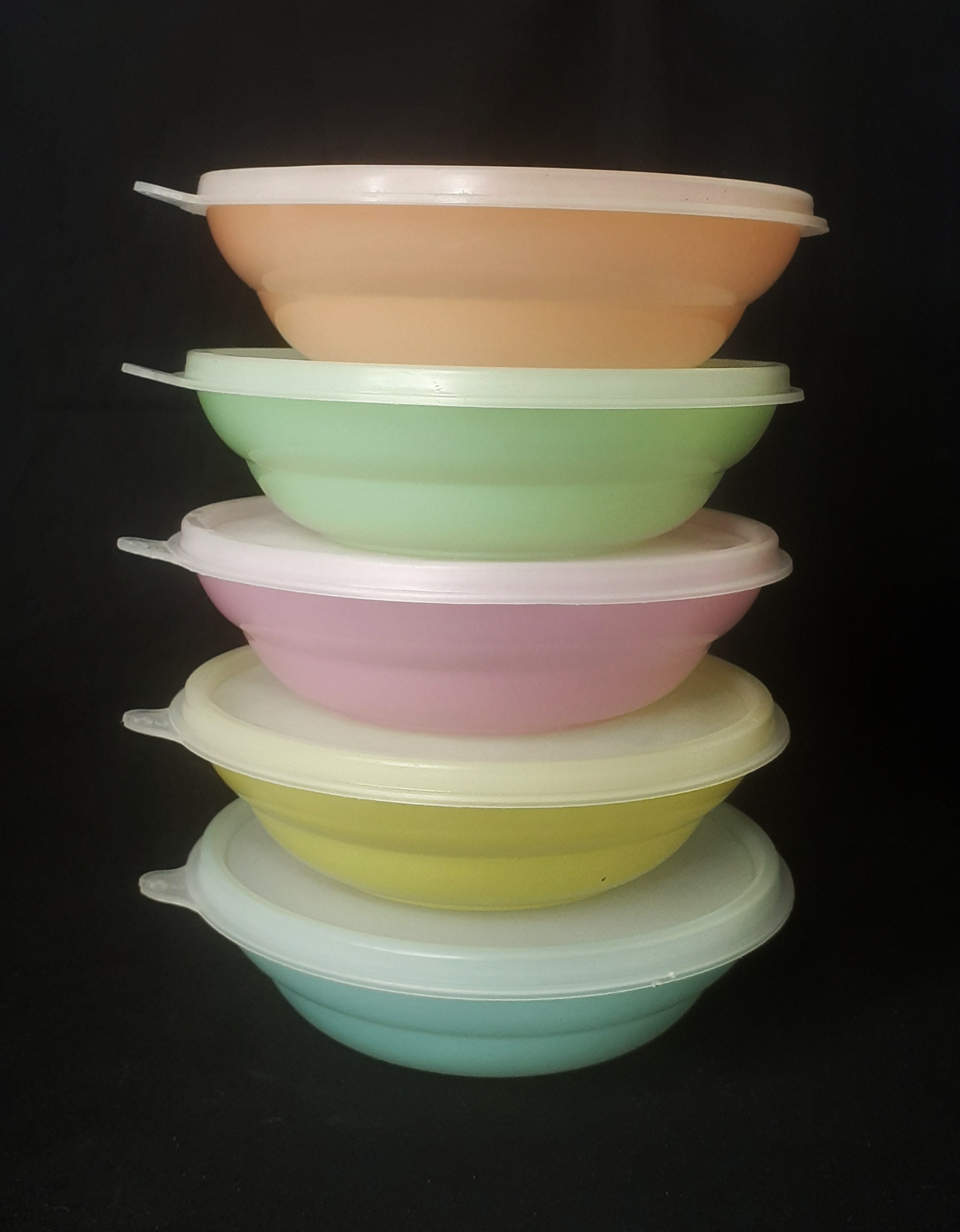 Vintage Set of 5 Pastel Tupperware Cereal Bowls 155 With Lids 227 