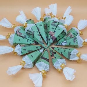 16 Pferde Pferd  Deko Schultüten Zuckertüten Einschulung Tischdeko Geschenkverpackung 1 Schultag Mädchen Sch003