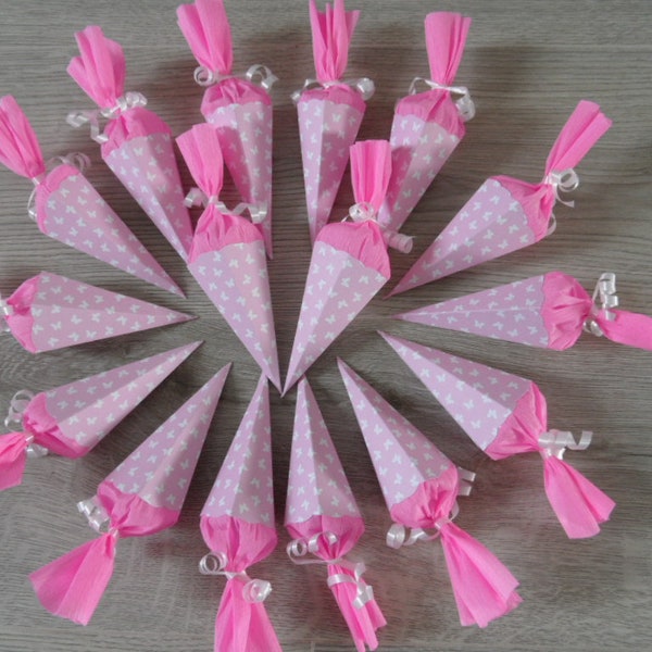 16 rosa weiße Schmetterlinge Deko Schultüten Zuckertüten Einschulung Tischdeko Geschenkverpackung 1 Schultag