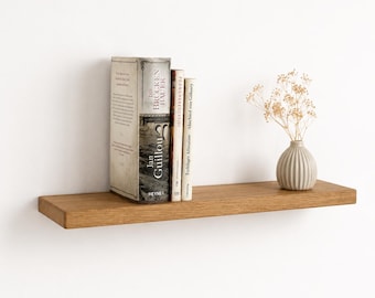 Floating wall shelf made of oak – Solid wood shelf for books, plants & decorations | Invisible bracket | Modern and minimalist