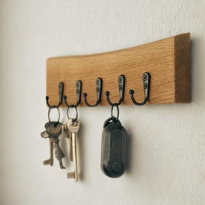 Oak key board with natural wood edge