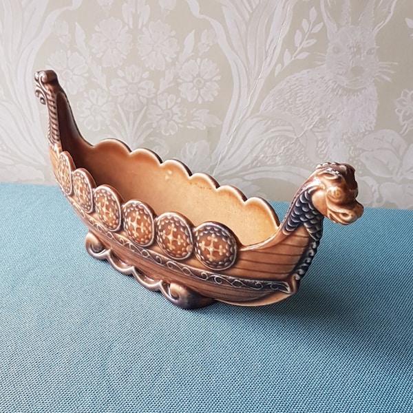 Vintage vase/posy holder - Viking dragon long boat Wade Porcelain Made in England - 19cms long, 5cms wide,4cms deep