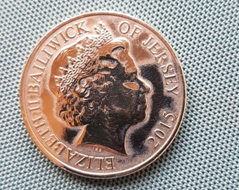 旧貨幣 エリザベス2世  等5点 1990年英国5ポンド硬貨：エリザベス2世女王90歳誕生日記念 - Etsy 日本
