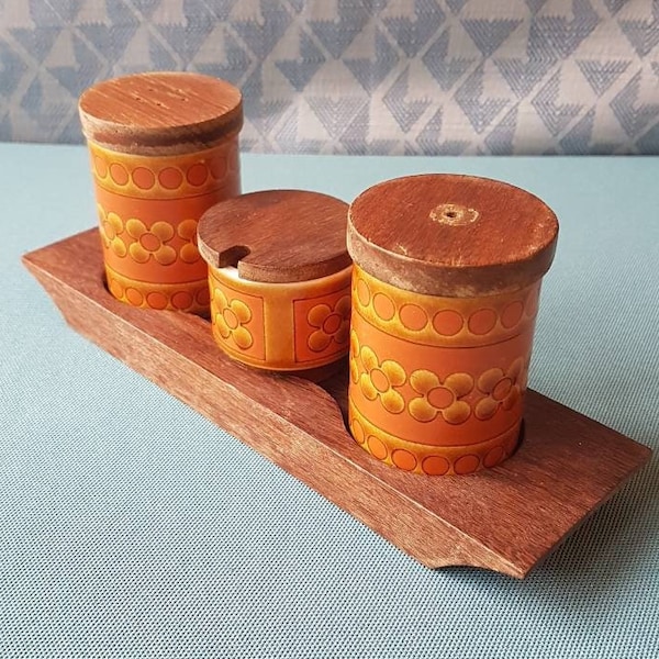 Vintage Cruet Set-Hornsea 'Saffron' design - Salt & Pepper pot and Mustard pot with a Teak stand-Orange and  caramel geometric pattern.