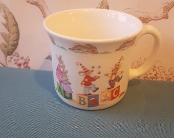 Taza infantil vintage Royal Doulton Bunnykins – Porcelana fina con decoración de conejo
