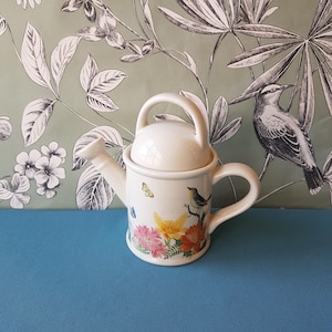 Vintage  Teapot-Watering Can Shape-Made for Royal Horticultural Soc. -Made in England-approx.17cms tall including lid 10cms dia.