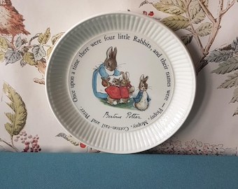 Vintage Wedgwood Peter Rabbit Plate - Made in England -In it&#39;s original box- Approx.15.5cm diameter