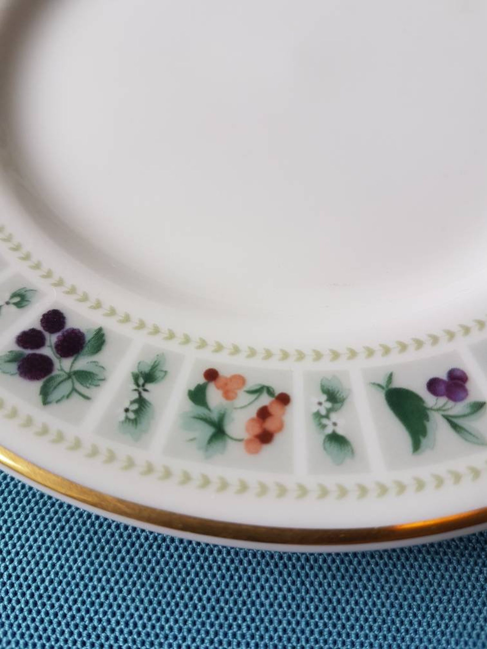 Vintage Royal Doulton 12 Piece Tea Set Tapestry Designtea Etsy UK