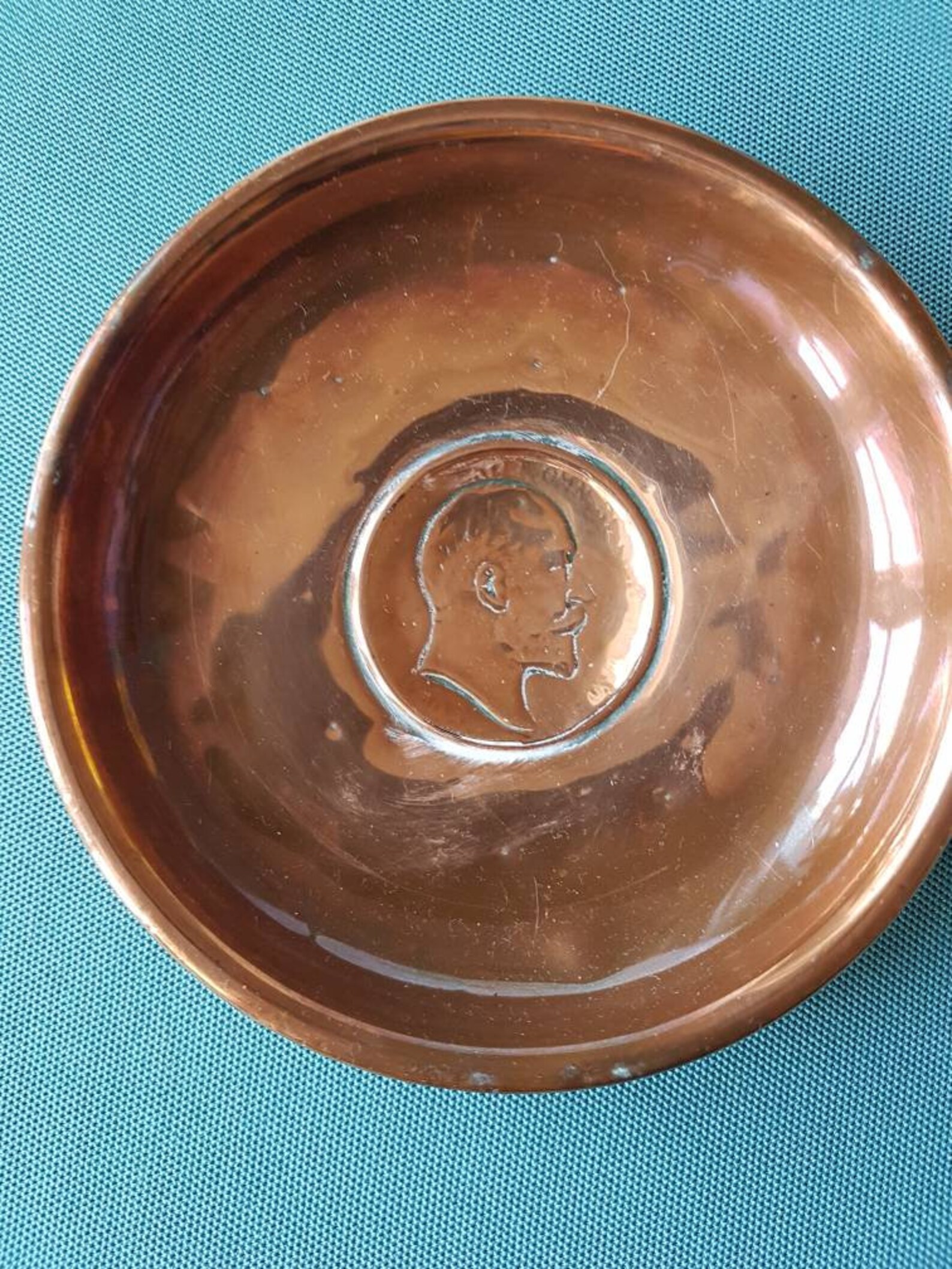 Vintage copper dish with Edward VII copper penny in the centre Etsy