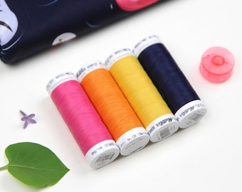SERAFLEX zeer elastische draad - 130 m / 142 yds - Mettler-garen voor het naaien van elastische kleding en duurzame kleding
