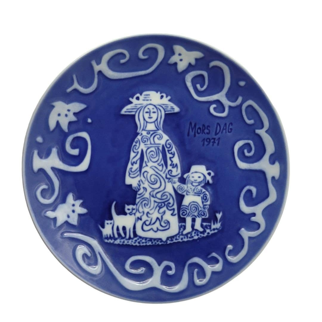 Royal Copenhagen Plate Mors Dag 1971 Mothers Day Blue Children