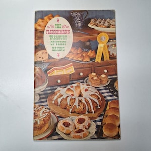 Fleischmann Treasury Yeast Recipes Bread Cake Rolls Baking Rise Vintage CookBook