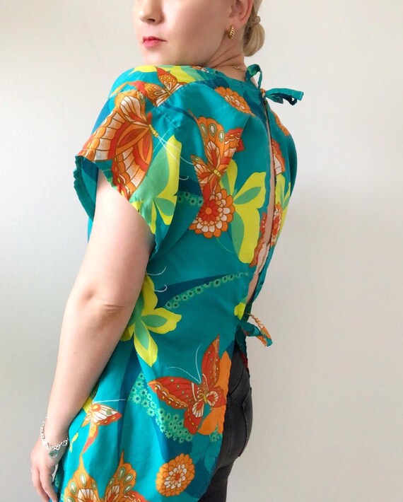 Vintage 60s // Top Smock Apron Tunic // Floral Bu… - image 4