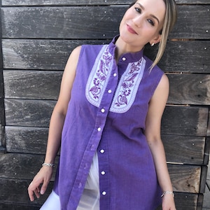 Vintage late 60s/early 70s purple cotton sleeveless tunic with white embroidery, boho hippie vibes
