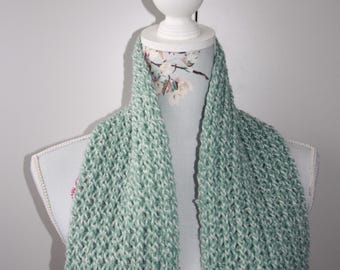 Green and white scarf, Hand knitted