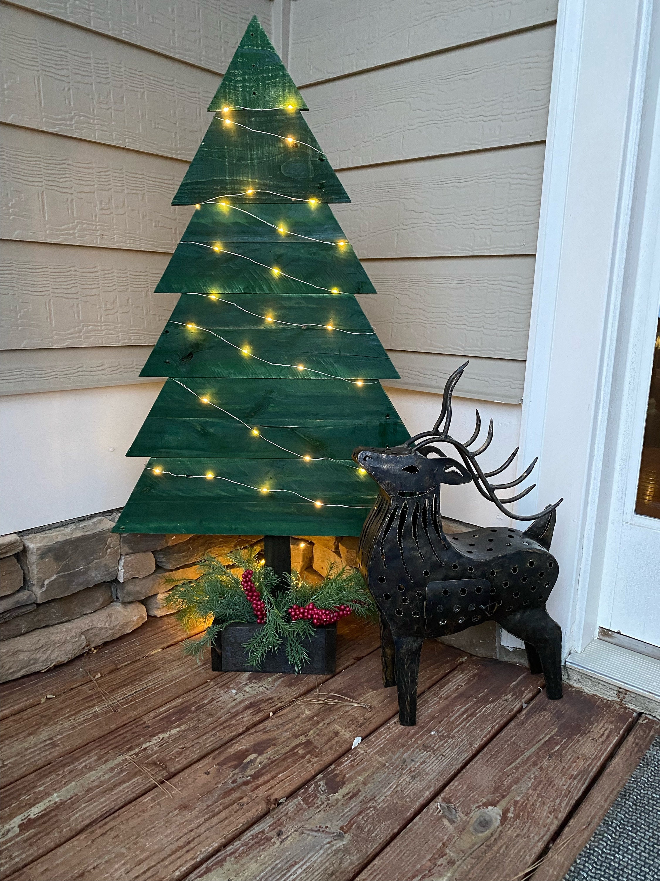 Pallet Wood Christmas Tree Rustic Winter Porch Decor, Farmhouse