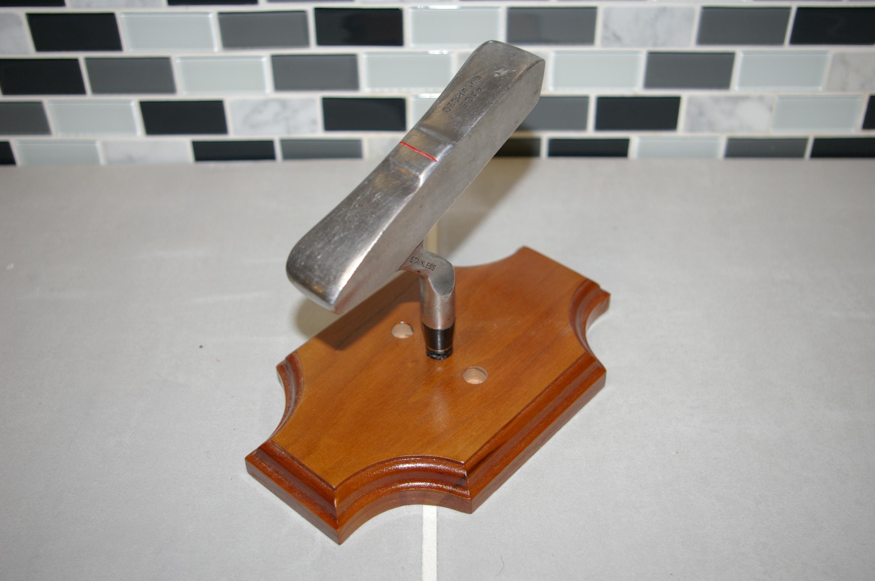 Putter Hat Rack Vintage Knight One Shot Putter Golf Club Hat Rack on Cherry - Etsy