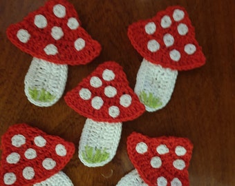 set of 5 crochet small mushroom applique, mushroom applique, Toadstool mushroom applique, forest motif, crochet applique for blanket