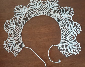 Handmade Woman Collar: White Cotton Lace Necklace