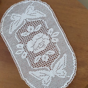 Lace White Crochet Table Runner