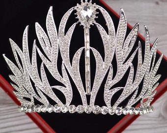 Free Free 184 Silver Crown Svg SVG PNG EPS DXF File
