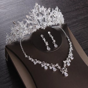 Luxury Heart Crystal Bridal Jewelry Sets Wedding Cubic Zircon Crown Tiaras Earring Choker Necklace Set African Beads Jewelry Set,frozen