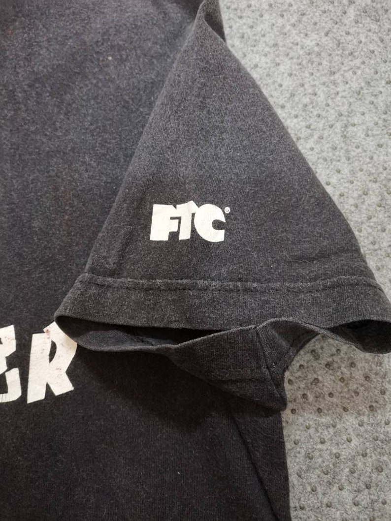 Vintage 90s FTC REMEMBER skateboard Tee 100/% cotton one eyes image spellout different font crewneck Black colour streetwear hypebeast size L
