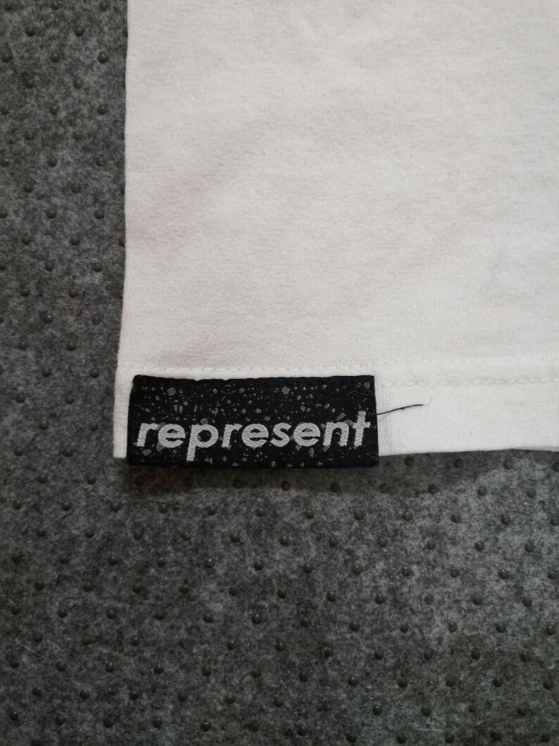 Vintage 90s REPRESENT Tee spellout big image streetwear hypebeast skatewear surfwear 100/% cotton white colour size L