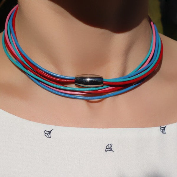 2-reihige Leder-Halskette mit Magnetverschluss aus Edelstahl, mehrfarbig