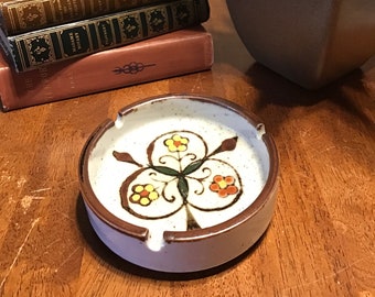 Vintage Japanese stoneware hand decorated ashtray floral design