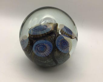 Robert Eickholt Art Glass Paperweight 2002 Blue Floral Lampwork Anemone Signed