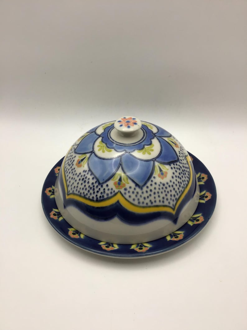 Vintage Anthropologie Round Covered butter/cheese dish Bild 6