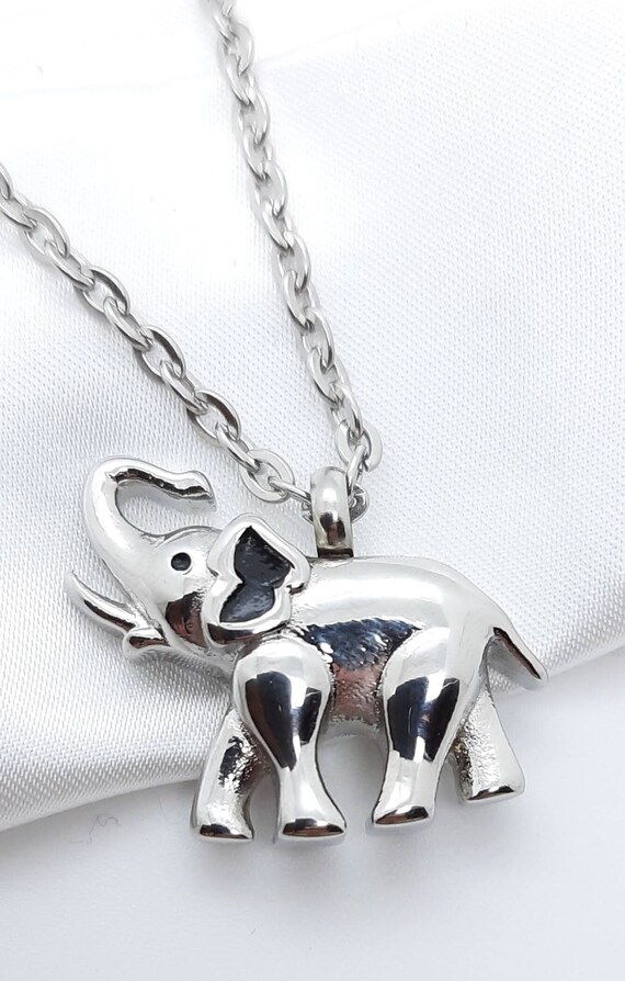 Elephant ashes necklace deals