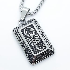 Scorpion pendant necklace rectangle tablet pendant for men