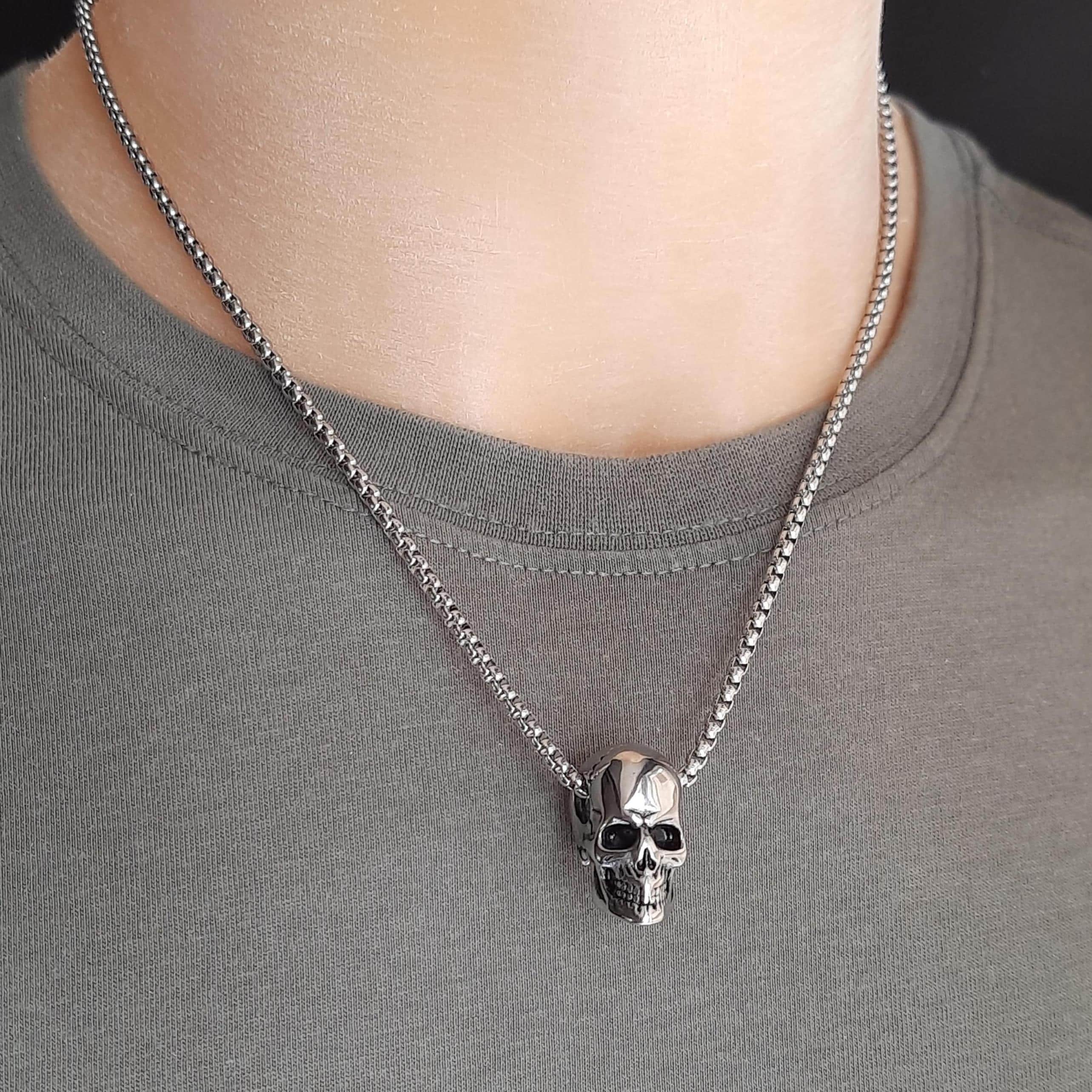 Skull Necklace Silver Skull Pendant Gothic Bikers Necklaces for