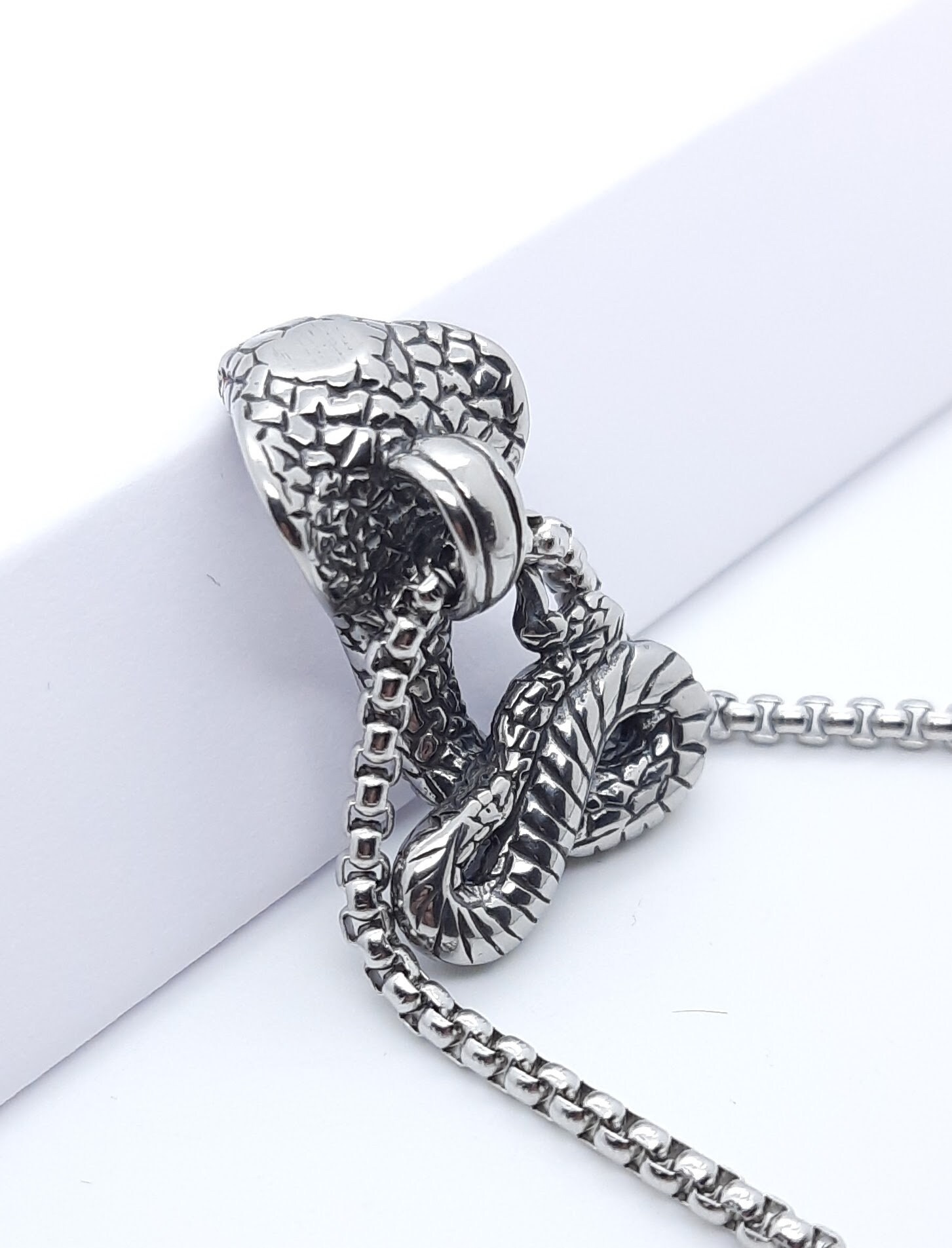 Ciondolo a serpente, collana con ciondolo a forma di cobra, da uomo, in acciaio inox, con cobra gotica, con serpente vichingo, stile punk cobra, per