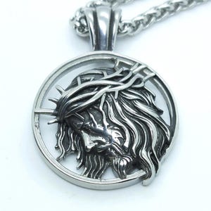 Jesus Christ pendant necklace crown of thorns christian icon medallion men women