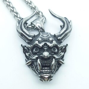 Collar de diablo, colgante de demonio satanás, monstruo de terror, accesorio de Halloween, collar de motociclistas