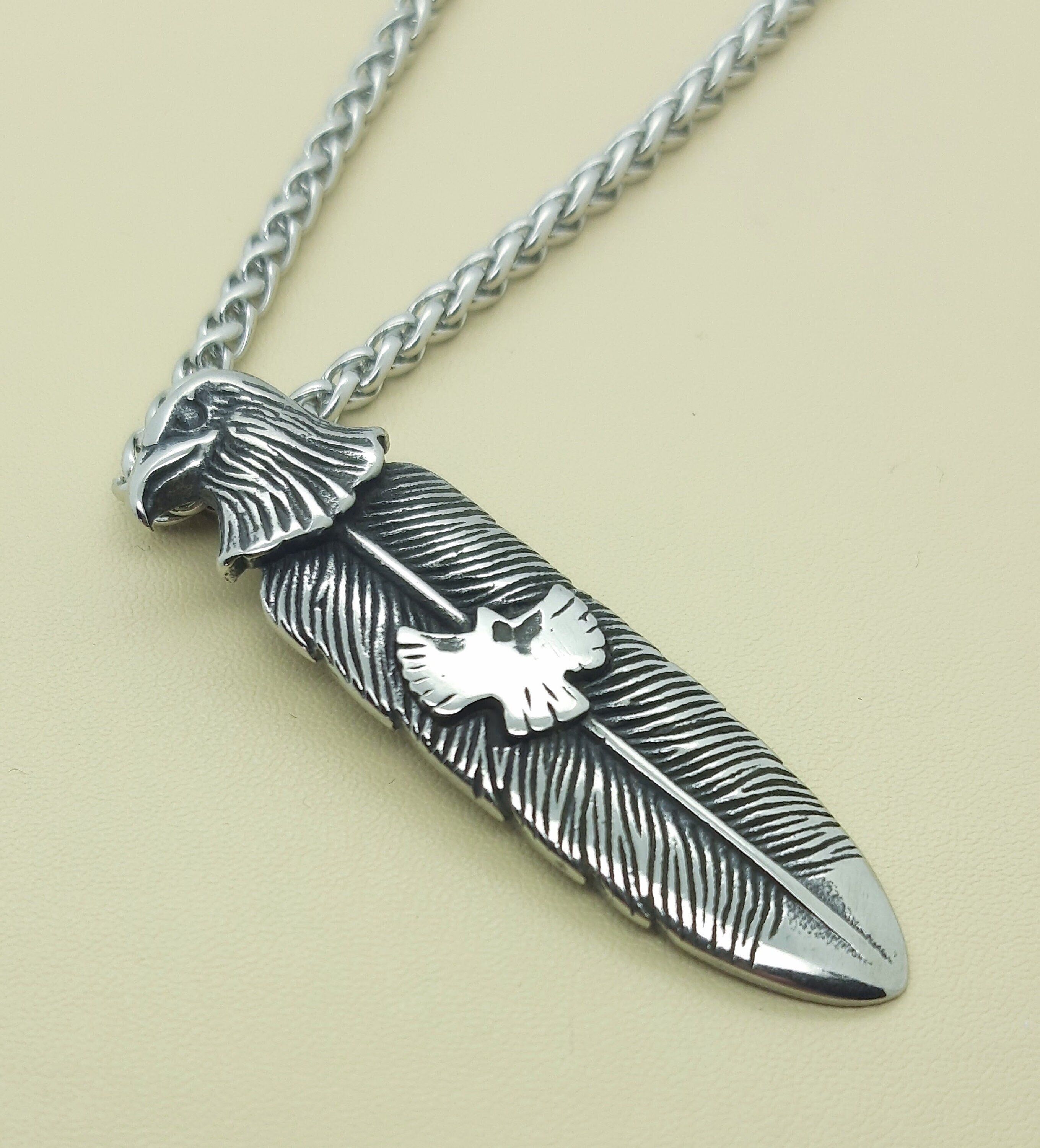 Collana Uomo Vintage Con Ciondolo Piuma D'Aquila E Foglia – In Acciaio Al Titanio E Turchese - 4