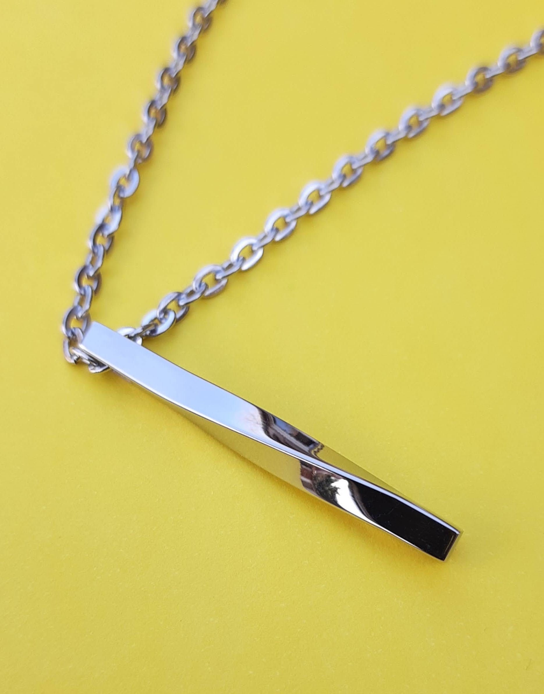 steel bar necklace