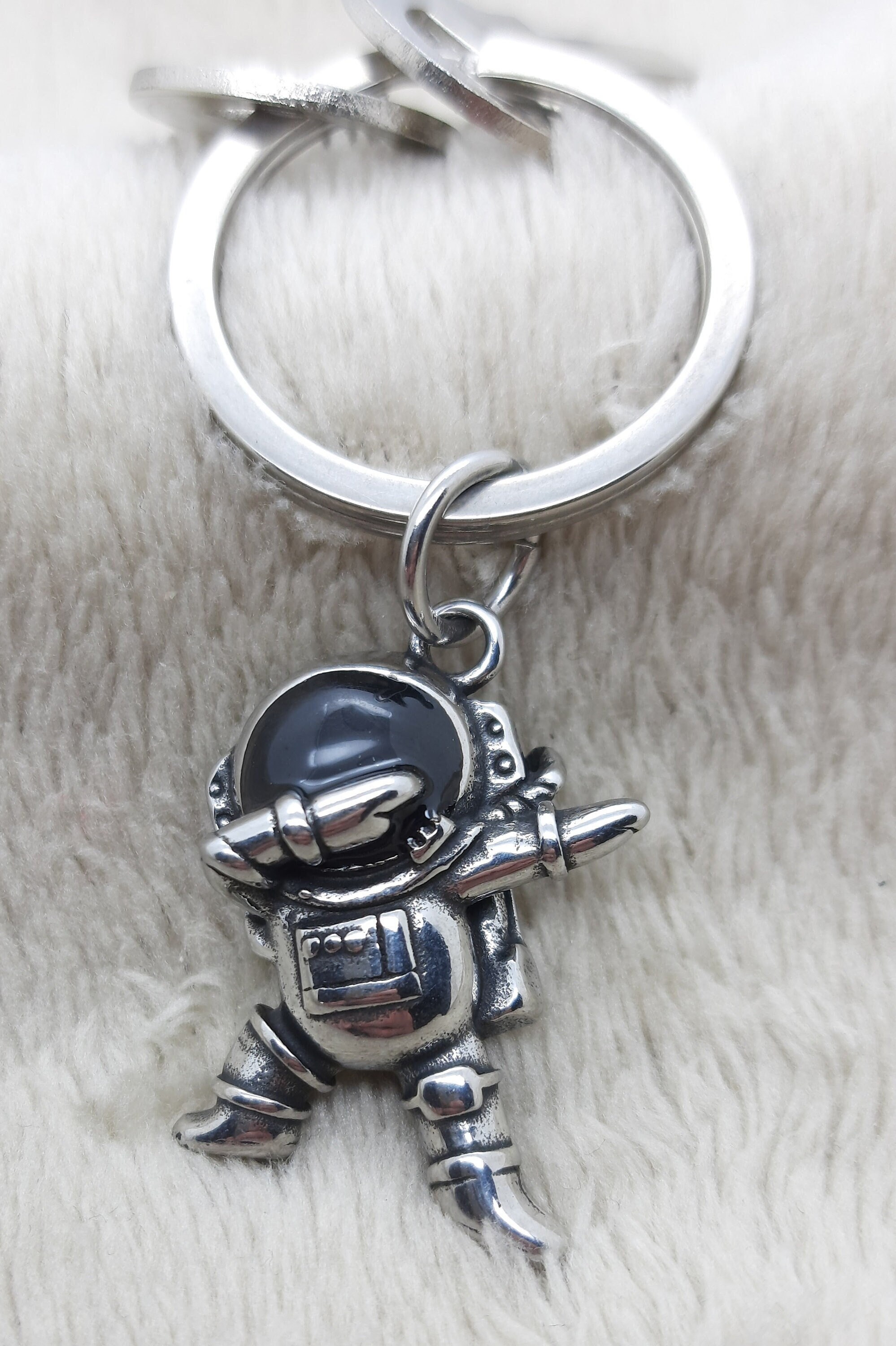 Nine3d 3D Printed Spaceman Keychain - Astronaut Figurine - Space Exploration Gift - Space Lover Key Ring - Personalized Keychain - Handmade - Gift