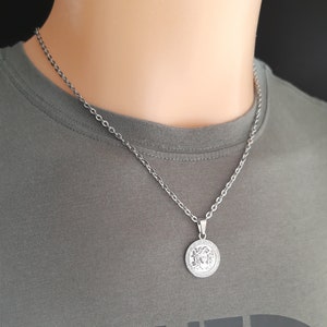 Medusa pendant necklace fashion accessory for men gorgon pendant greek mythology gifts boyfriends dads christmas image 8