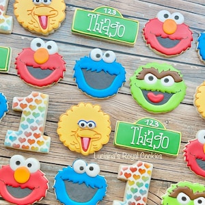 12 Monsters Cookies / Birthday Cookies / Red monster Cookies / Blue Monster Cookies / Bird Cookies