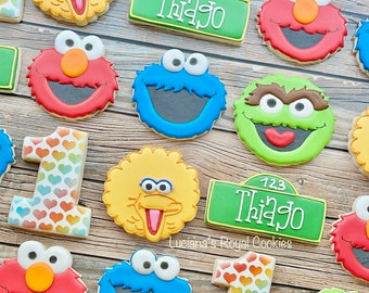 12 Monsters Cookies / Birthday Cookies / Red monster Cookies / Blue Monster Cookies / Bird Cookies